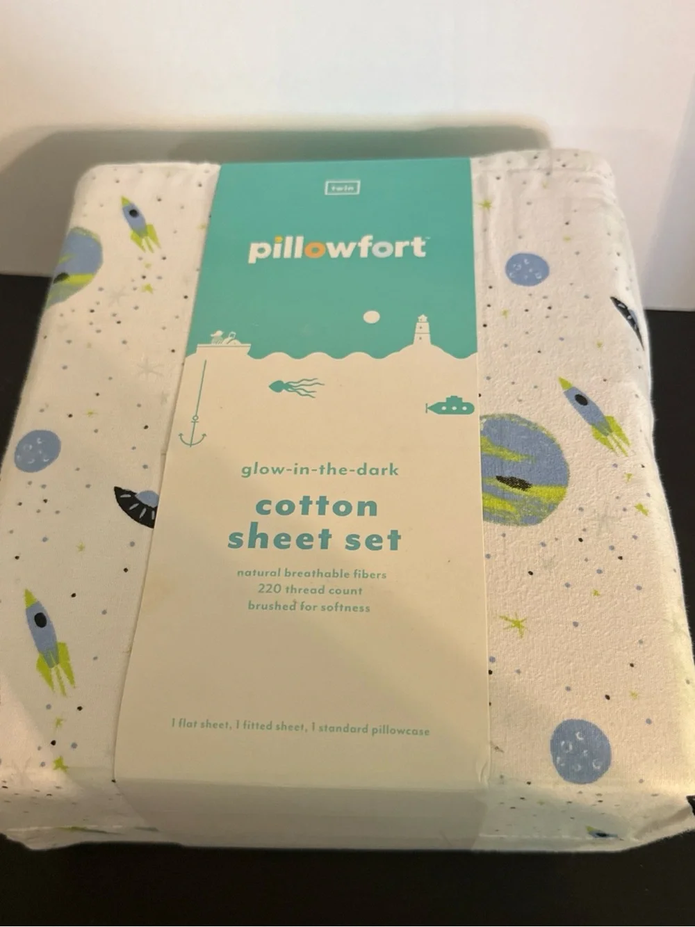 Pillowfort Glow in the Dark cotton twin sheets